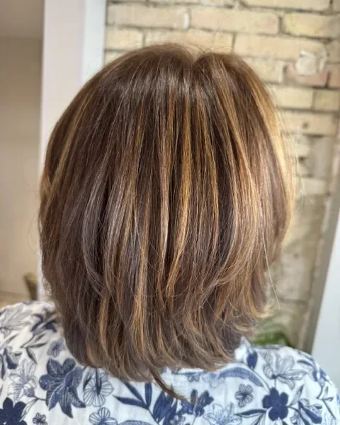 realisation-carre-brun-meches-caramel