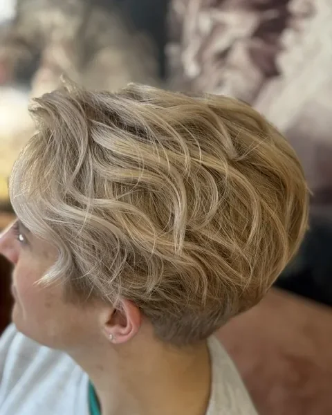 realisation-coupe-courte-blonde