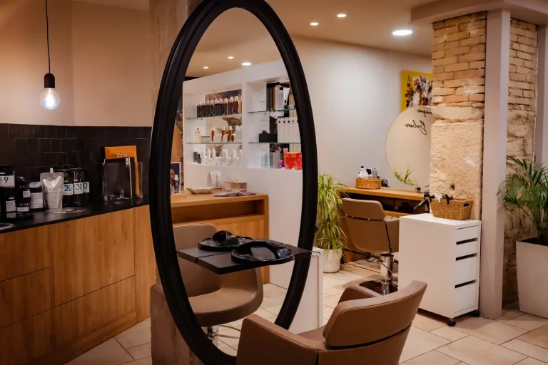 salon-coiffure-les-germaines-lyon-postes-coiffage